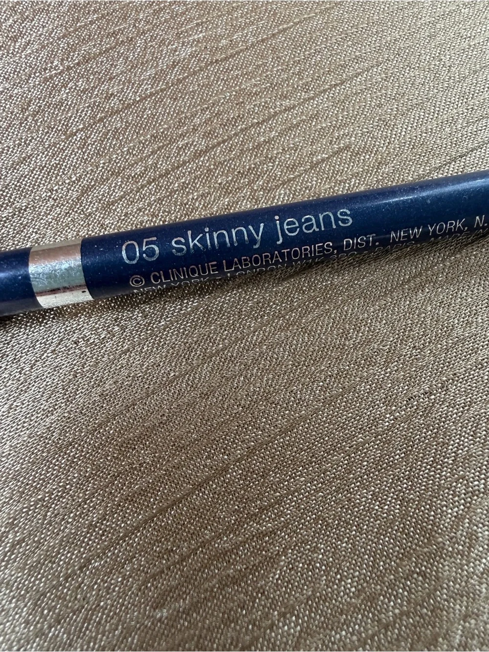 Clinique Skinny Stick Ultra-Fine Eyeliner Pencil - Navy . Shade - skinny jeans